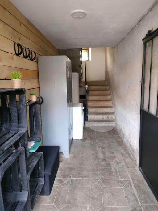 Gite La Roche Paisible Saint-Julien-de-Coppel Zewnętrze zdjęcie